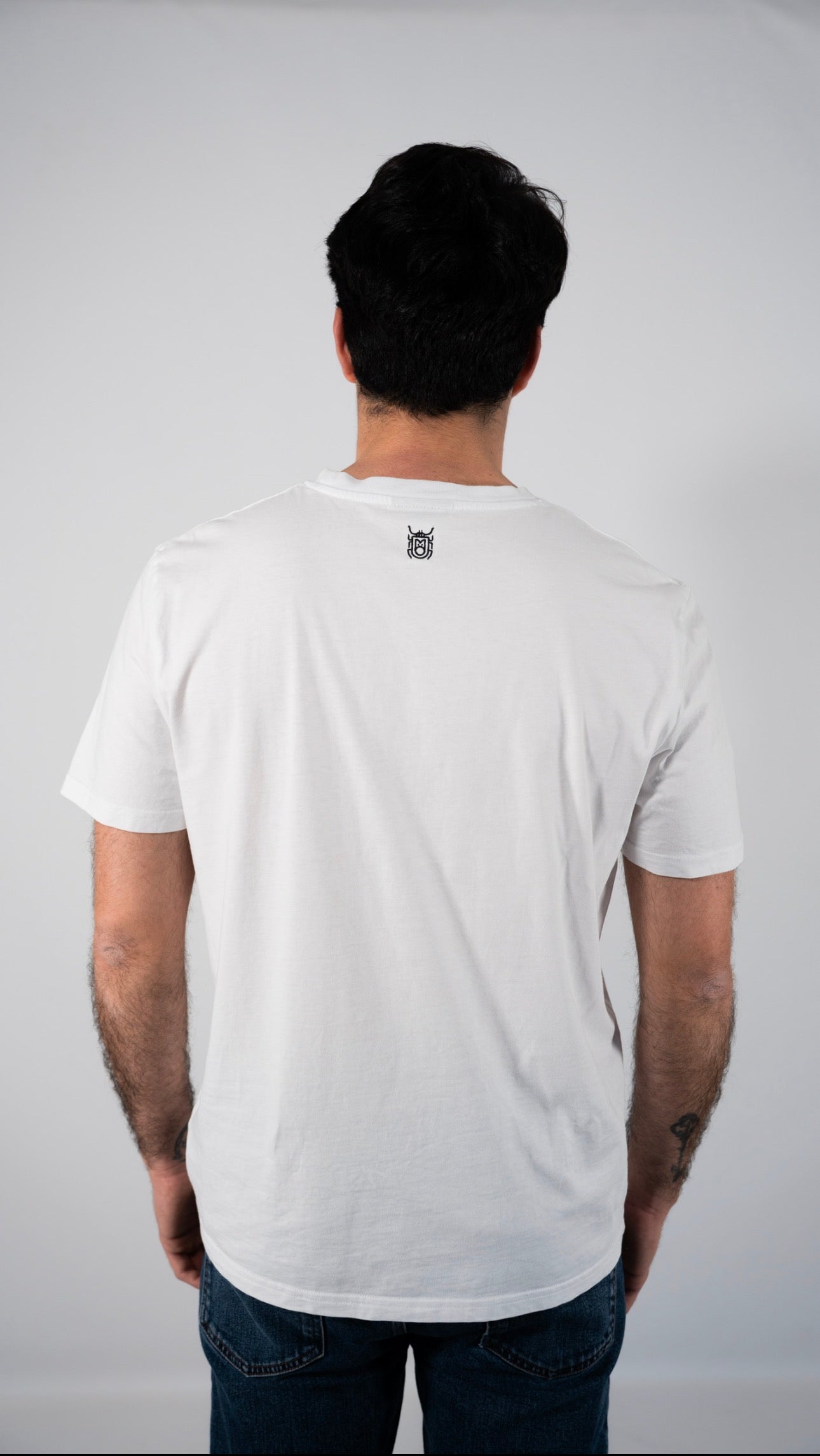 CAMISETA REGULAR BORDADO BLANCA